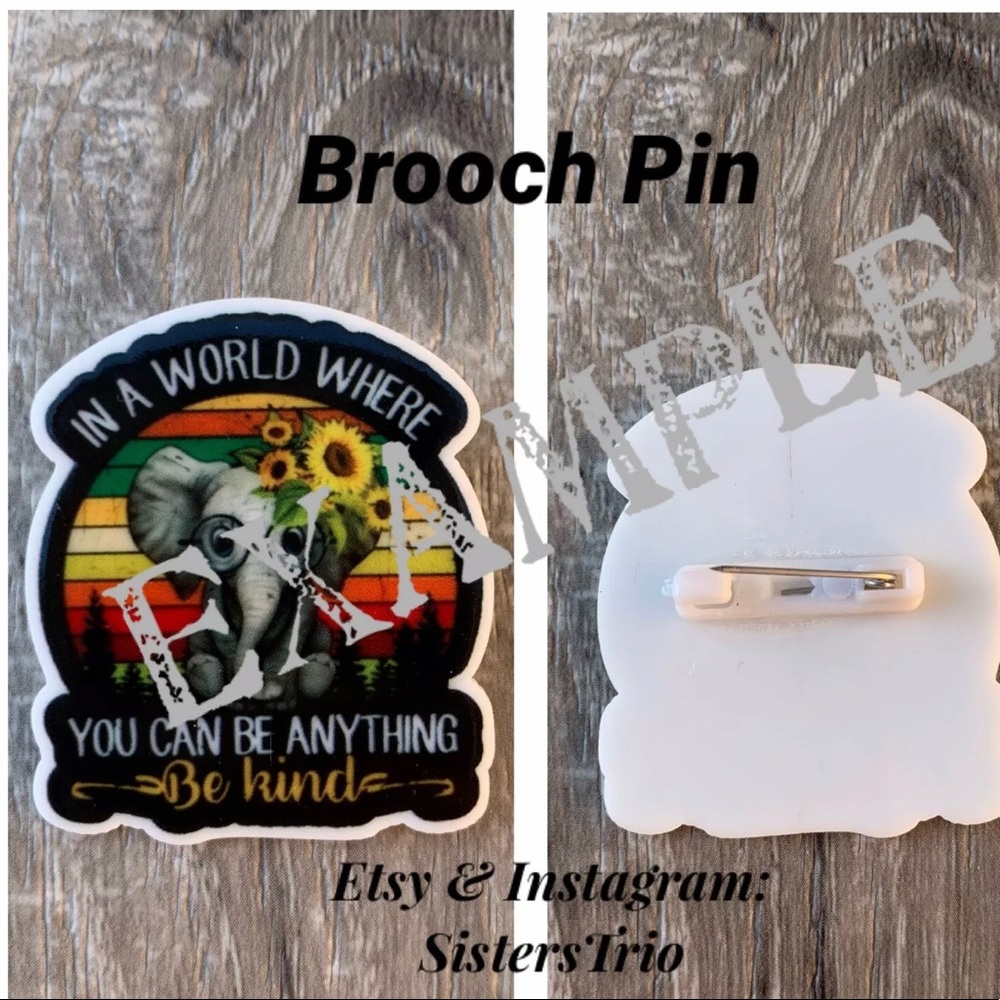 Yoda & Stitch Star Wars Mandalorian Retractable Badge Holder - Picture 4 of 5